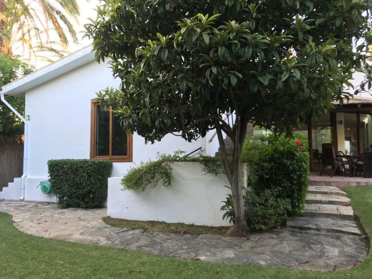 Villa With Heated Pool And Jacuzzi Close To Puerto Banus And Beach Estepona Kültér fotó